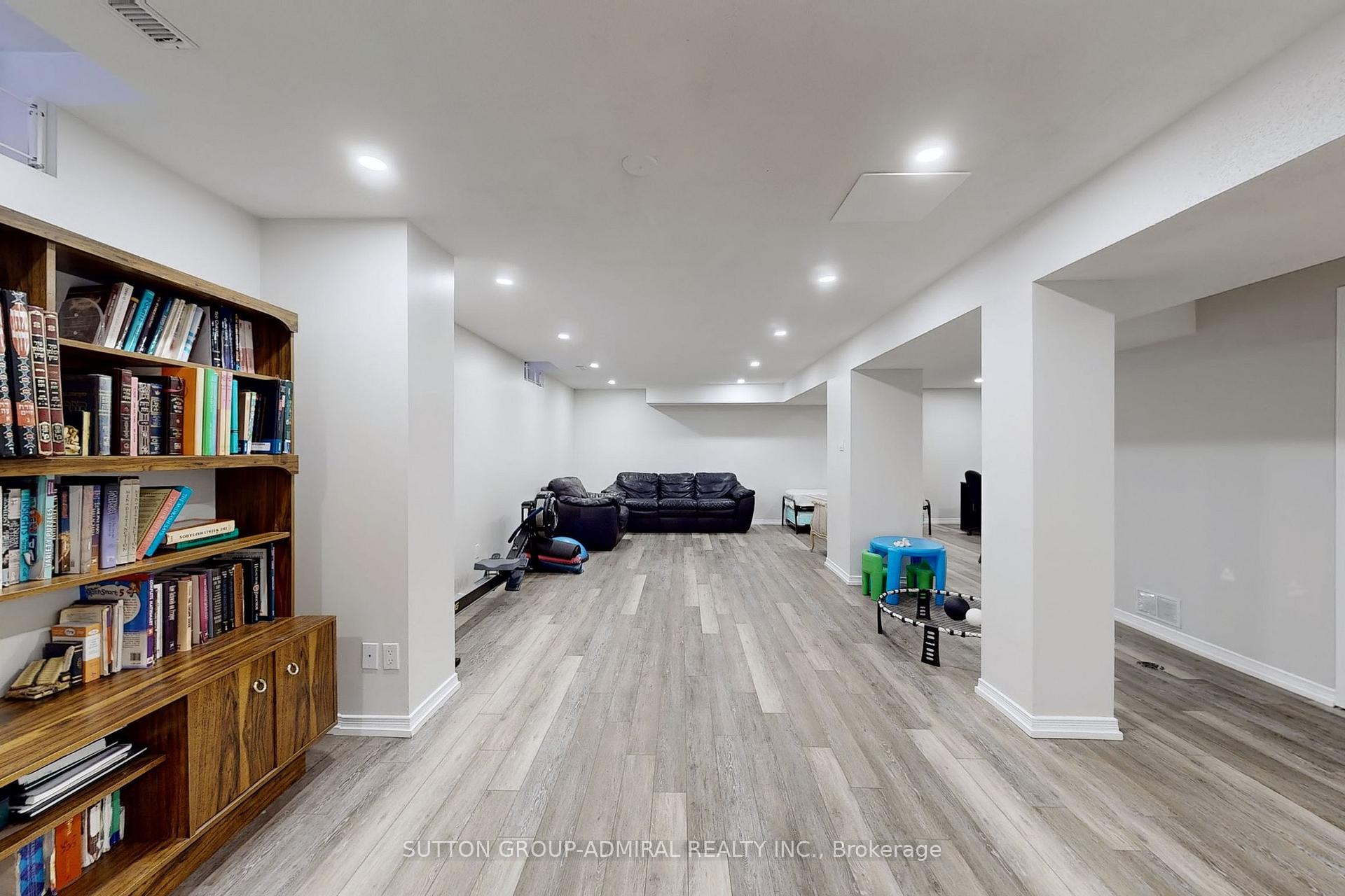 Photo 40 of 5 Kimbergate Way, Vaughan, Brownridge — HOMEH