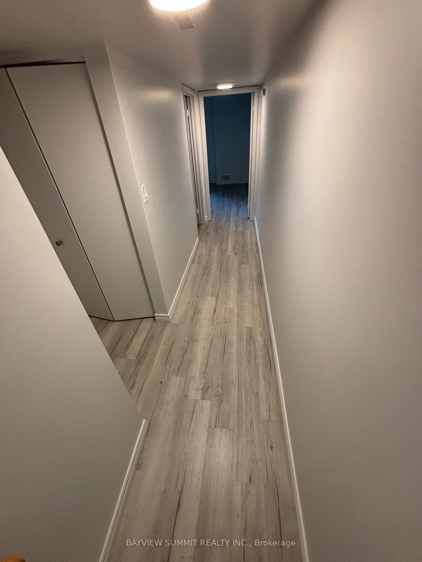 Photo 13 of 467 Simonston Boulevard, Markham, Thornhill — HOMEH