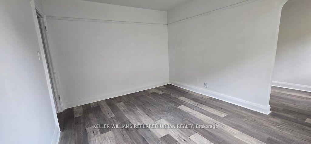 Photo 8 of Unit 6, 137 Eglinton Avenue W, Toronto, Yonge-Eglinton — HOMEH