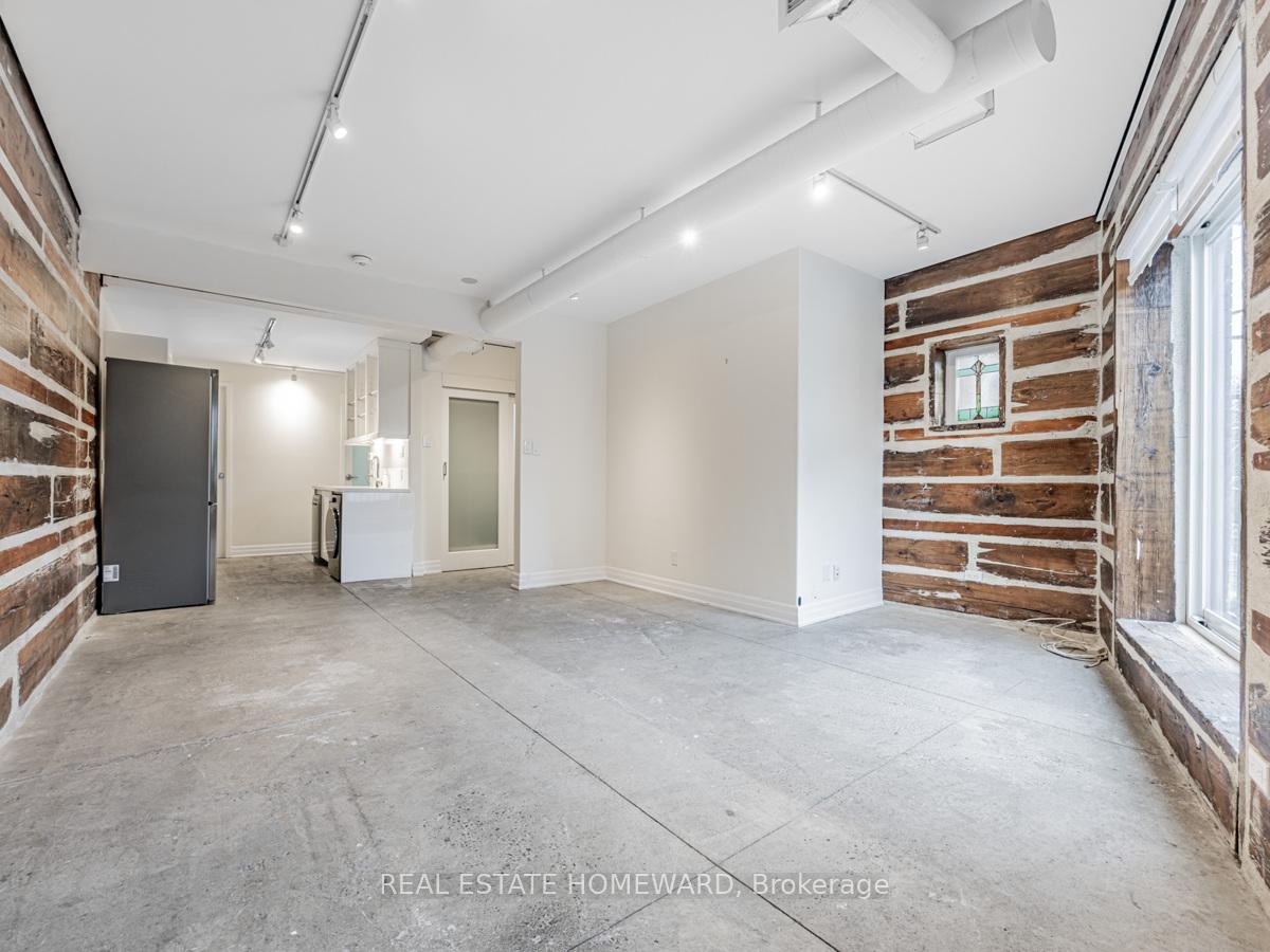 Photo 10 of Unit 2nd Floor, 1637 Gerrard Street E, Toronto, Woodbine Corridor — HOMEH
