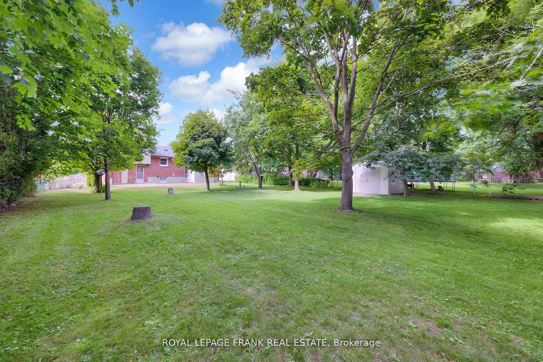 Photo 2 of 17 Phair Avenue, Clarington, Courtice — HOMEH