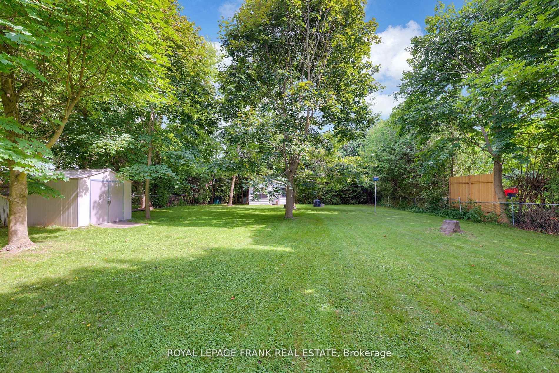Photo 3 of 17 Phair Avenue, Clarington, Courtice — HOMEH