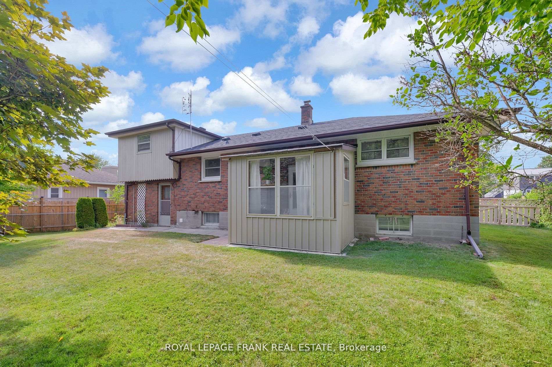Photo 25 of 17 Phair Avenue, Clarington, Courtice — HOMEH