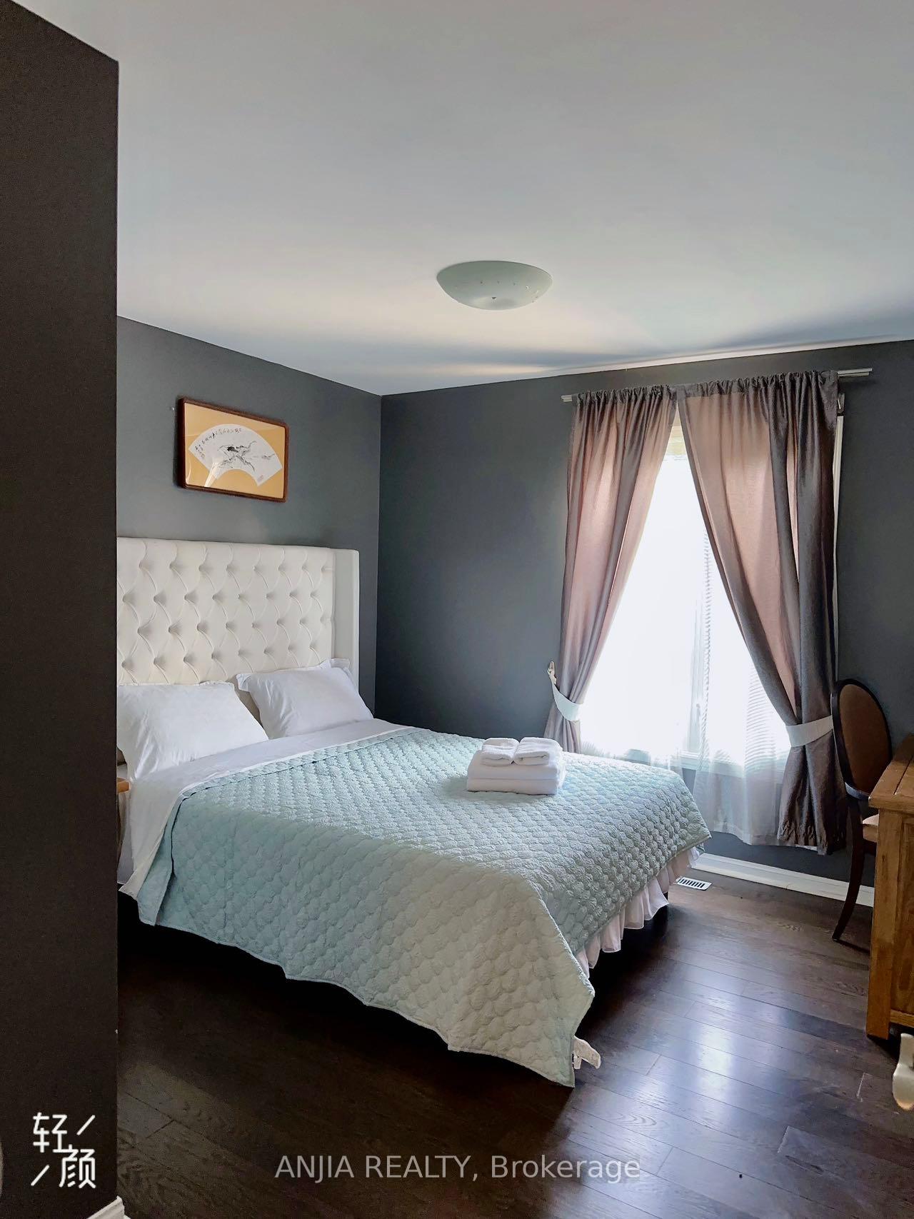 Photo 7 of 11 Rae Crescent E, Markham, Unionville — HOMEH