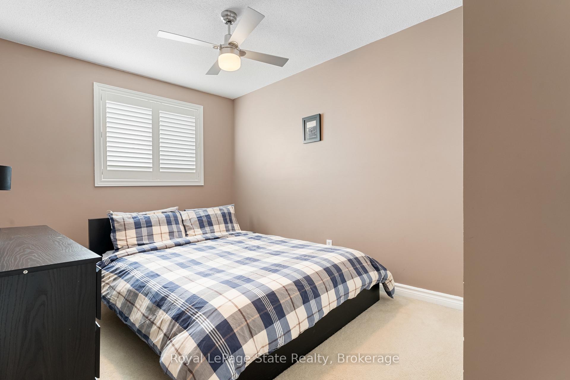 Photo 23 of 13 Walker Court, Grimsby, Grimsby East — HOMEH
