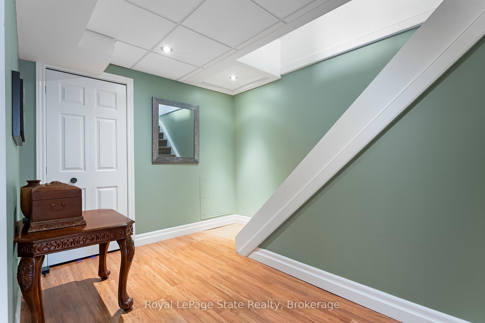 Photo 24 of 13 Walker Court, Grimsby, Grimsby East — HOMEH