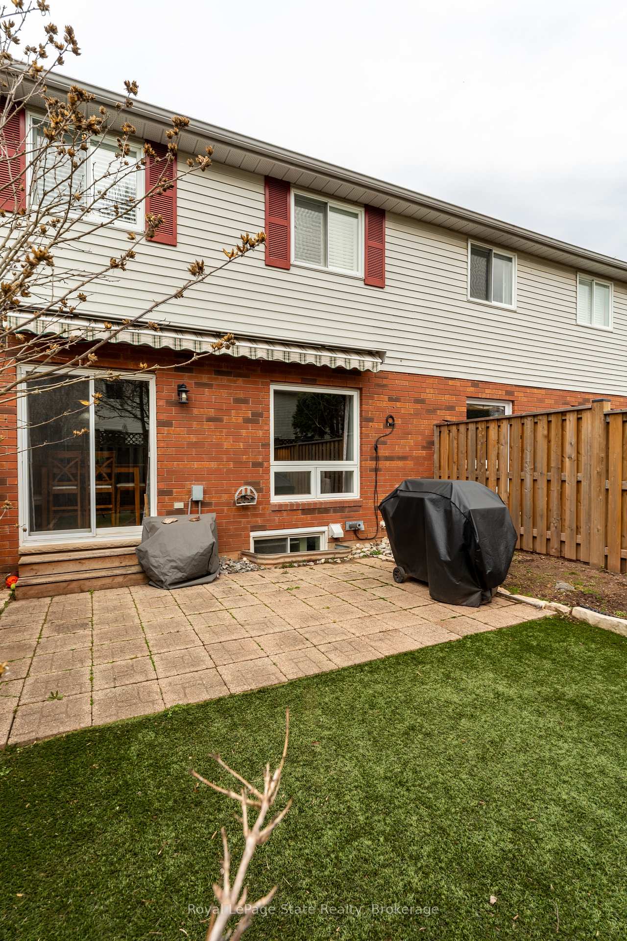 Photo 33 of 13 Walker Court, Grimsby, Grimsby East — HOMEH
