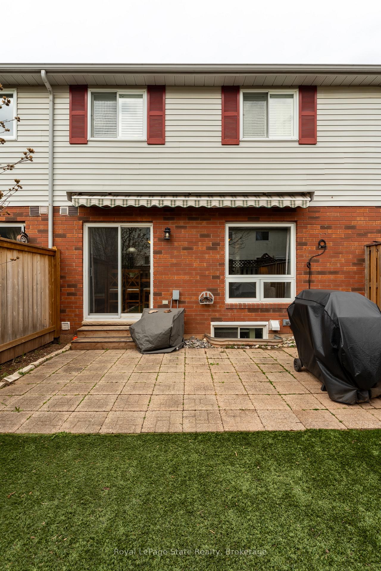 Photo 34 of 13 Walker Court, Grimsby, Grimsby East — HOMEH