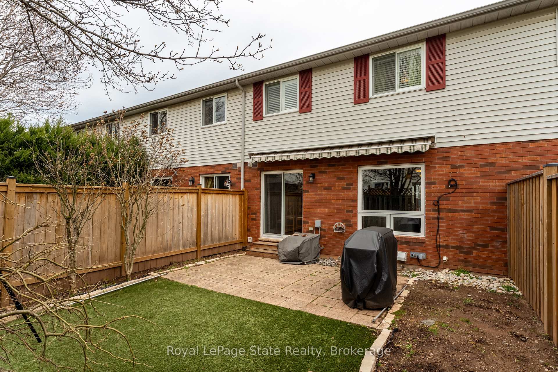 Photo 37 of 13 Walker Court, Grimsby, Grimsby East — HOMEH