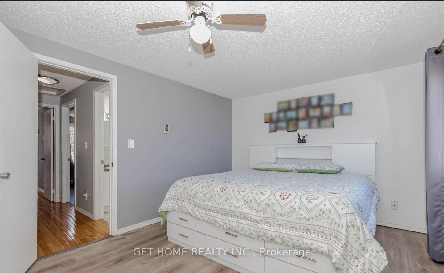 Photo 16 of 17 Overbank Drive, Oshawa, McLaughlin — HOMEH