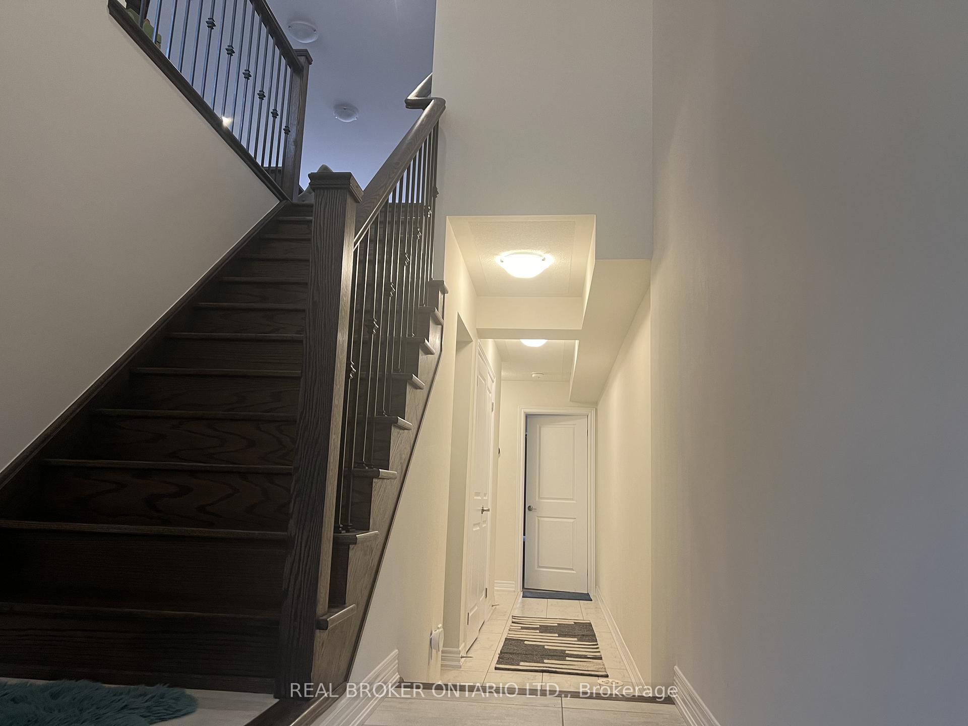 Photo 4 of 22 Icemaker Way, Whitby, Rural Whitby — HOMEH