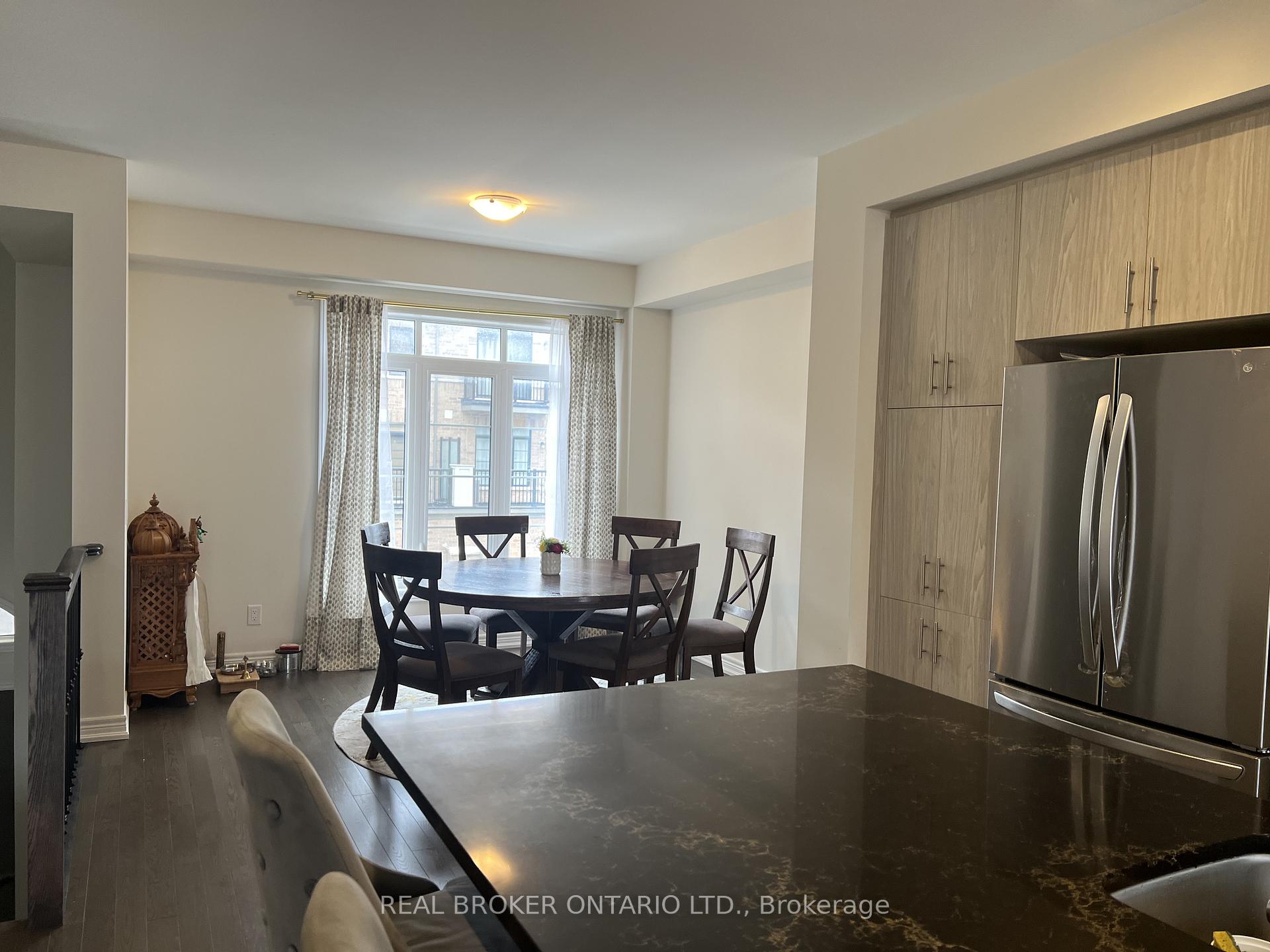 Photo 5 of 22 Icemaker Way, Whitby, Rural Whitby — HOMEH