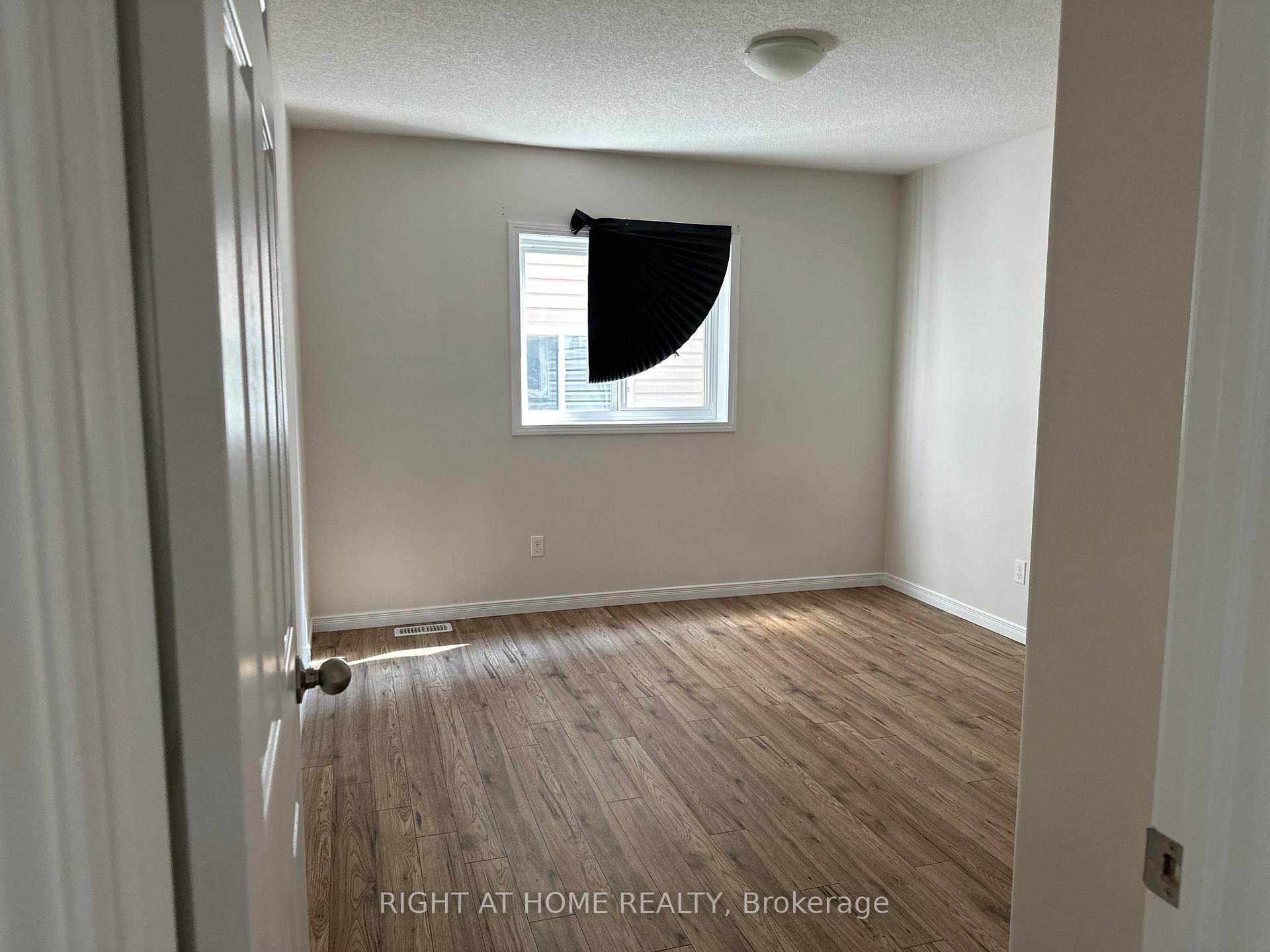 Photo 3 of 271 Ginseng Street N, Waterloo — HOMEH