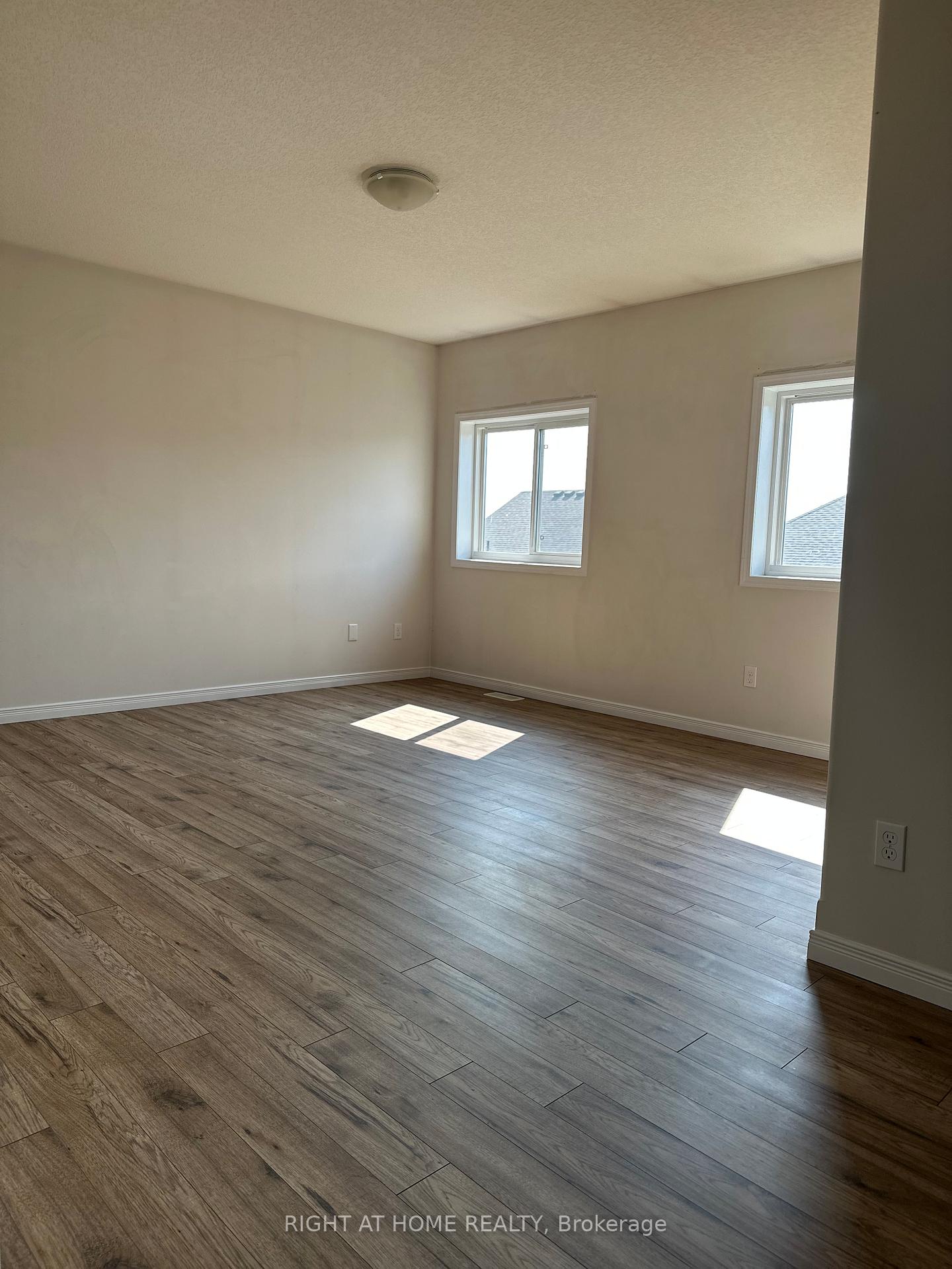 Photo 8 of 271 Ginseng Street N, Waterloo — HOMEH