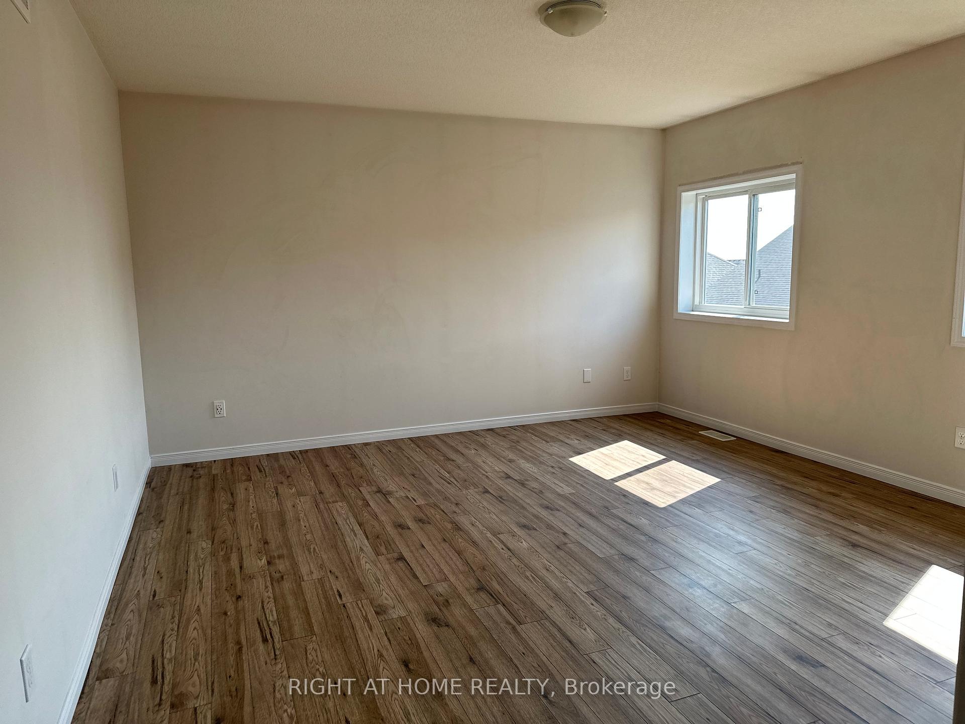Photo 9 of 271 Ginseng Street N, Waterloo — HOMEH
