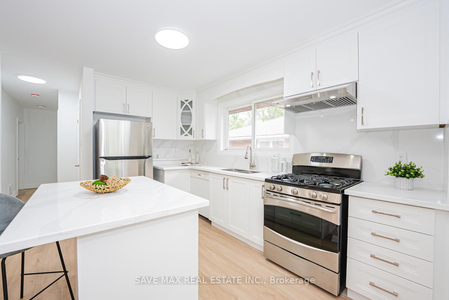 Photo 9 of 248 West 18th Street, Hamilton, Buchanan — HOMEH