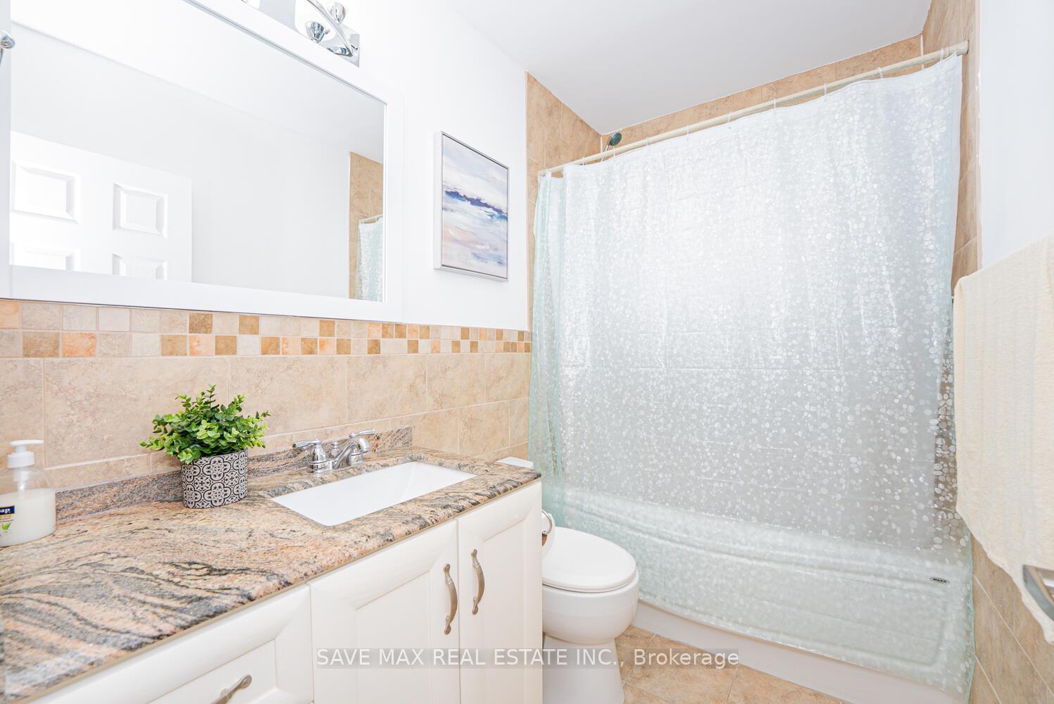 Photo 25 of 248 West 18th Street, Hamilton, Buchanan — HOMEH