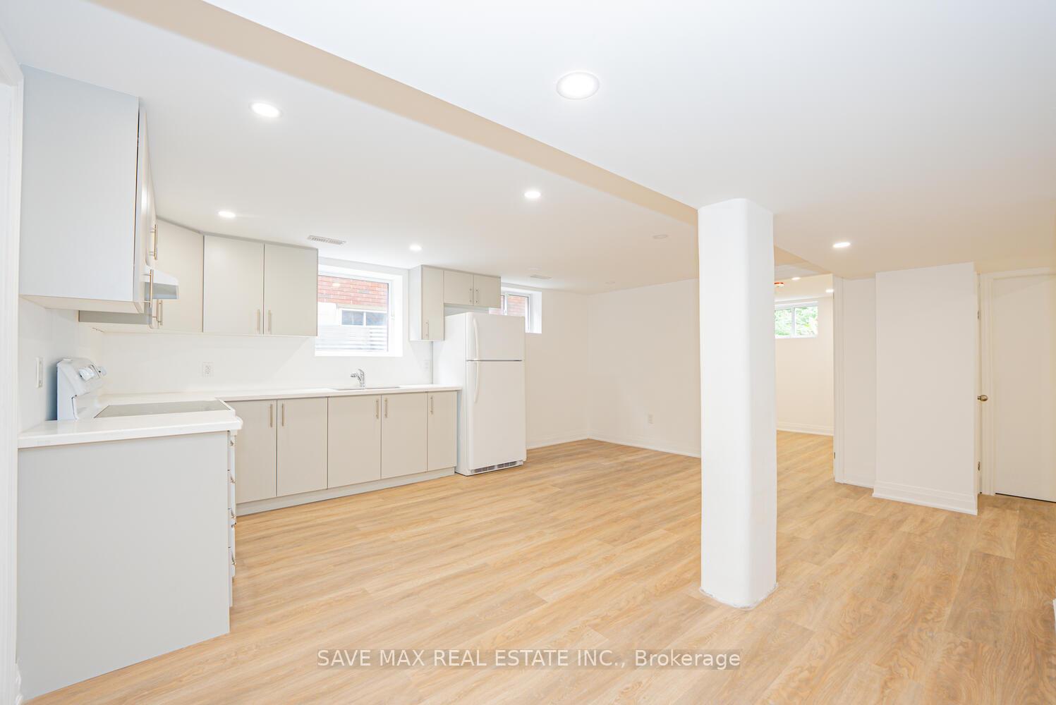 Photo 30 of 248 West 18th Street, Hamilton, Buchanan — HOMEH