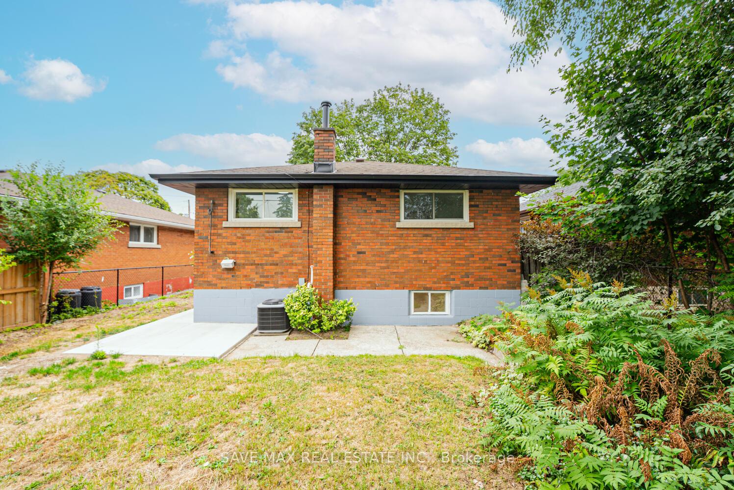 Photo 45 of 248 West 18th Street, Hamilton, Buchanan — HOMEH
