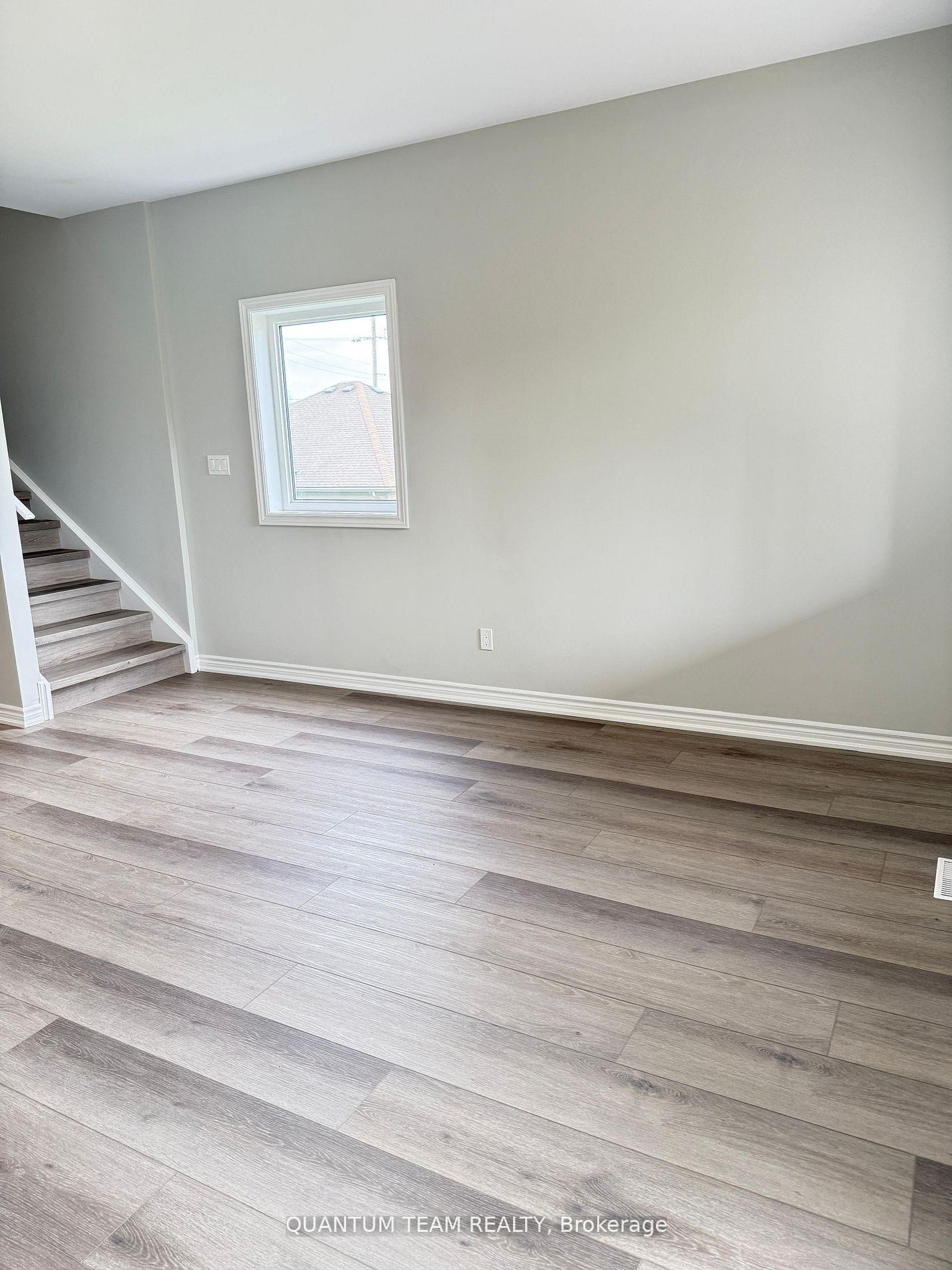 Photo 17 of Unit Main, 27 Superior Street, Welland, Dain City — HOMEH