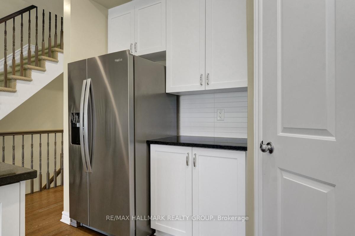 Photo 32 of 740 Dearborn Private, Ottawa, Blossom Park/Kemp Park/Findlay Creek — HOMEH