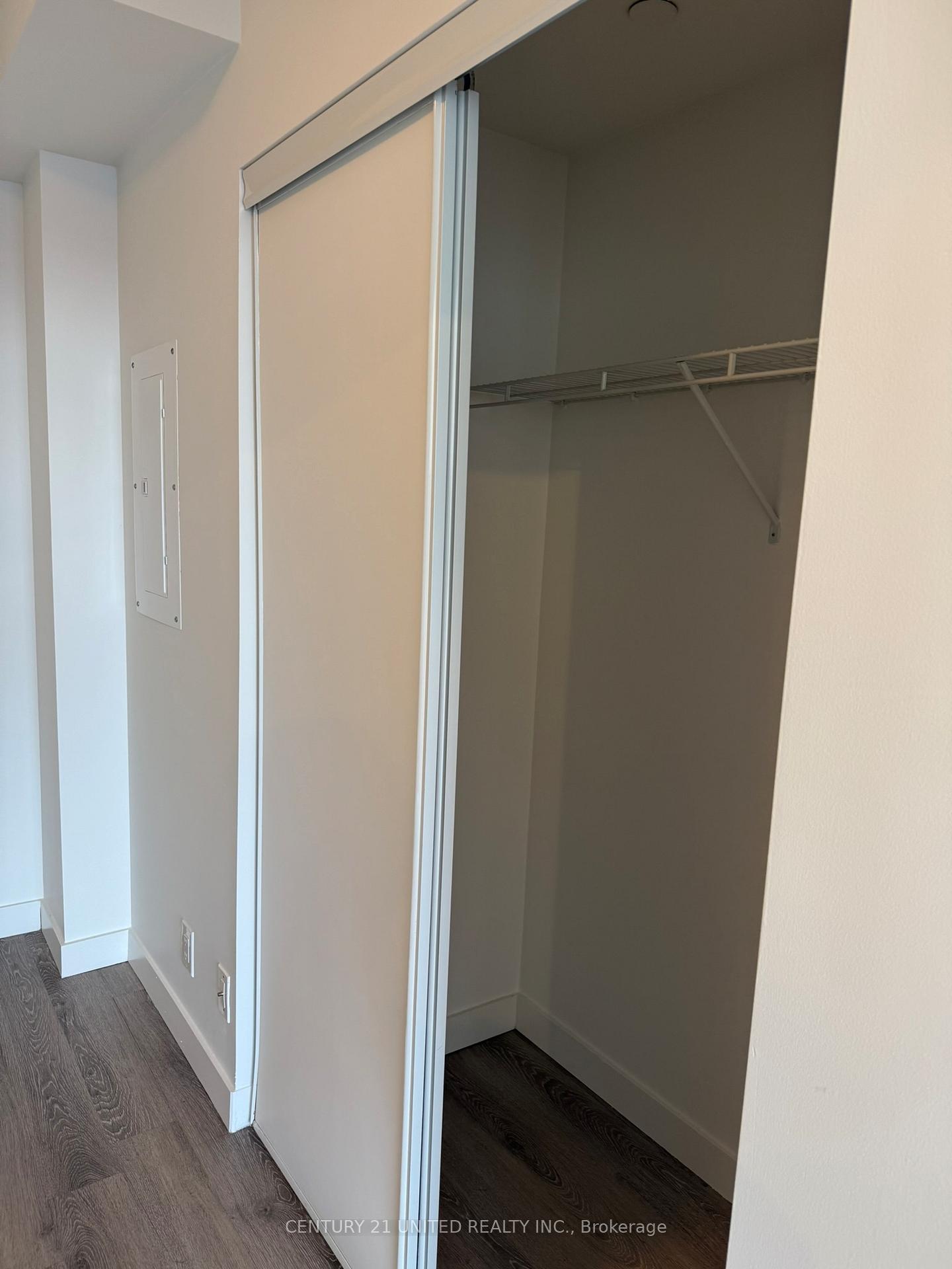 Photo 12 of Unit 420, 100 Bond Street E, Oshawa, Central — HOMEH
