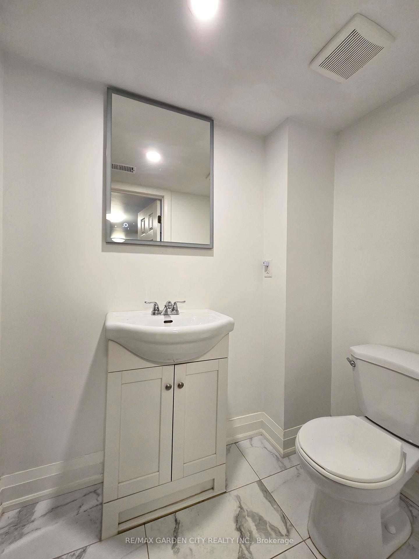 Photo 9 of Unit MAIN, 1 Robinson Street N, Grimsby, Grimsby East — HOMEH