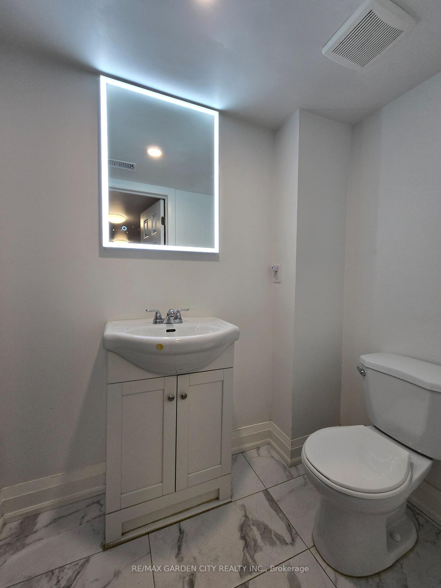 Photo 10 of Unit MAIN, 1 Robinson Street N, Grimsby, Grimsby East — HOMEH