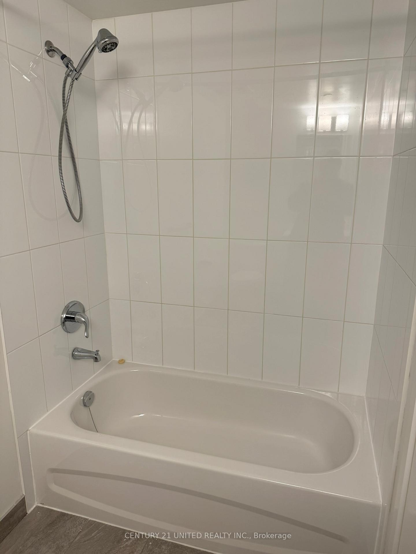 Photo 13 of Unit 701, 100 Bond Street E, Oshawa, Central — HOMEH