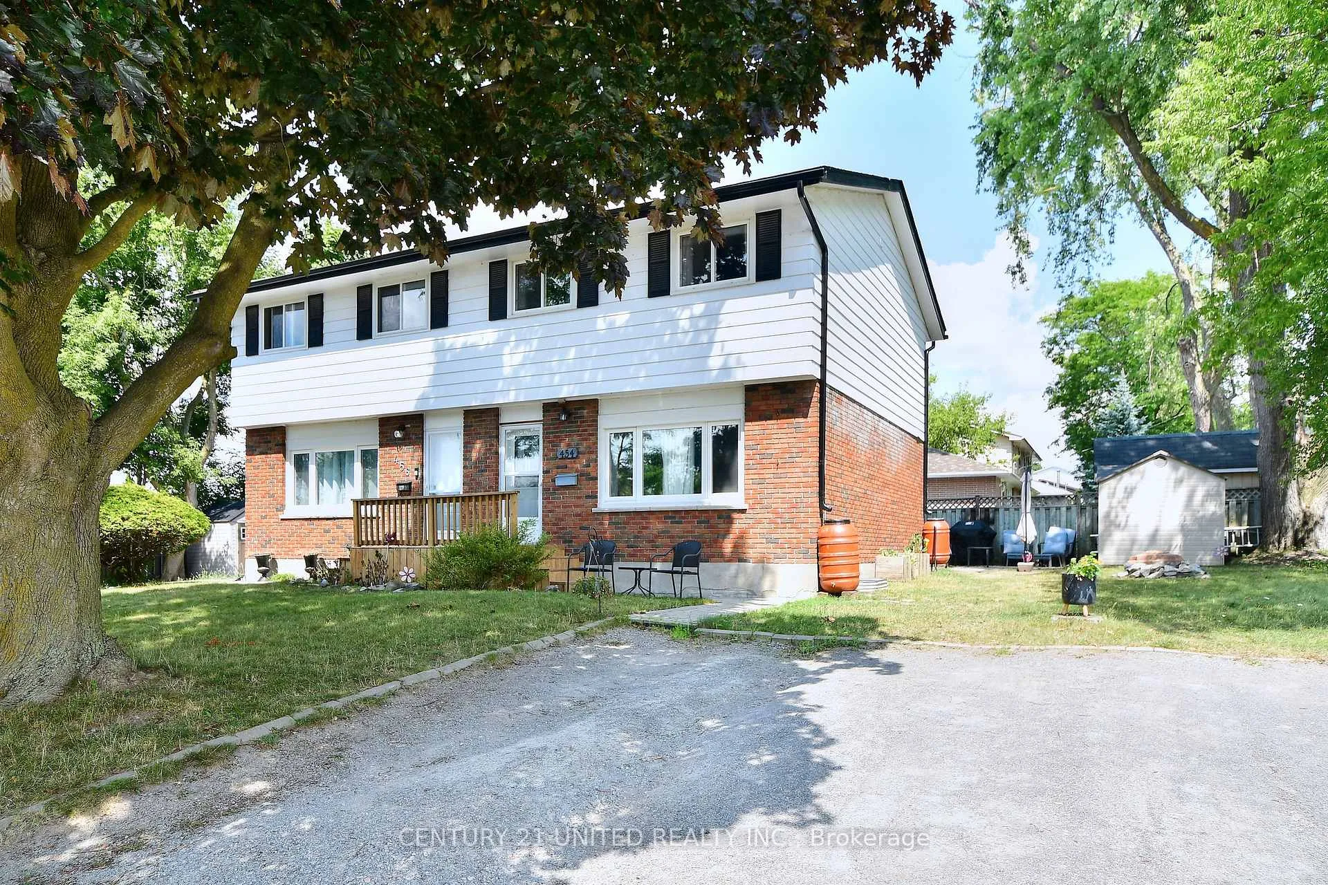Photo 2 of 454 Southpark Drive, Peterborough, Ashburnham Ward 4 — HOMEH