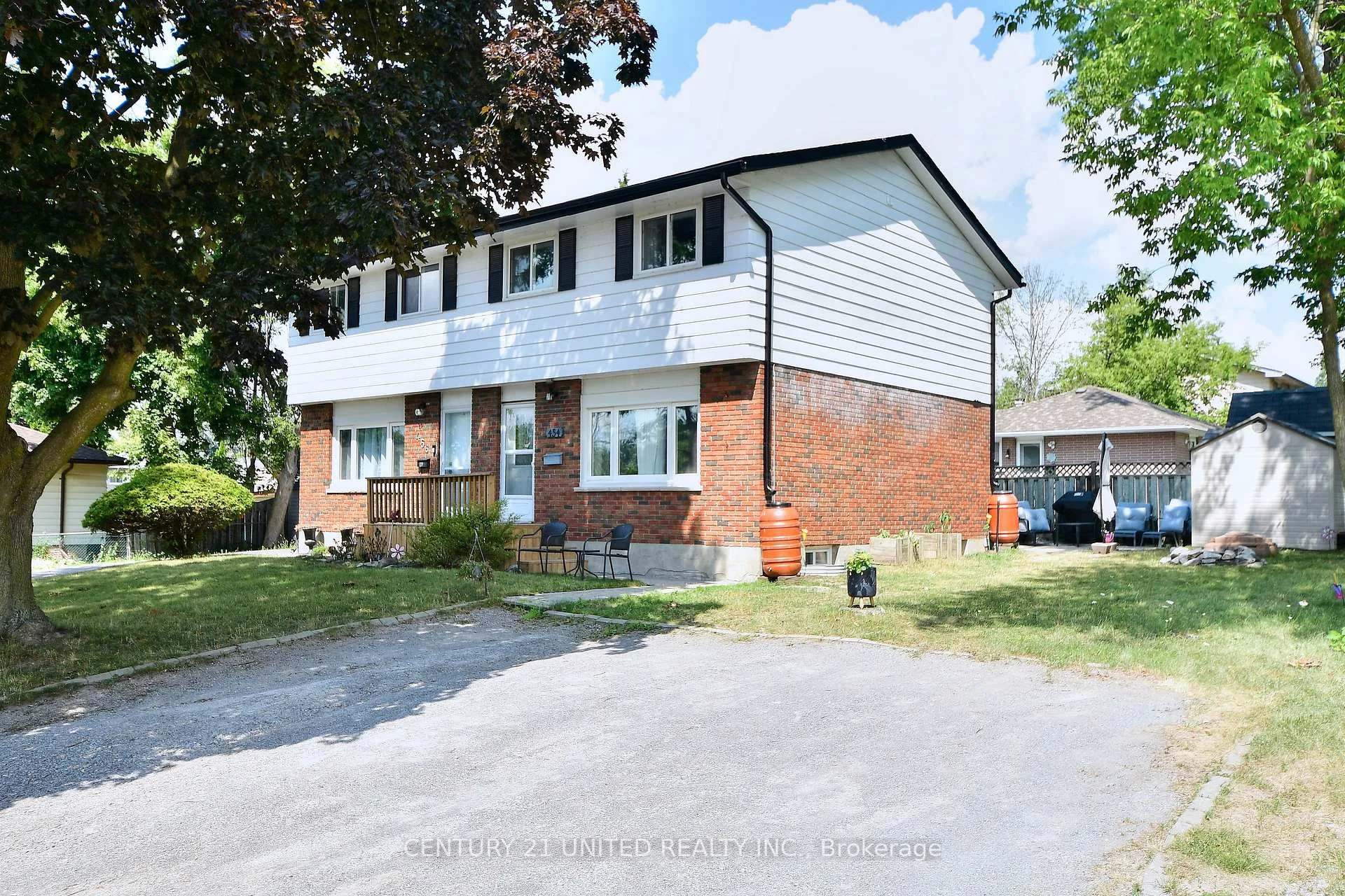 Photo 3 of 454 Southpark Drive, Peterborough, Ashburnham Ward 4 — HOMEH