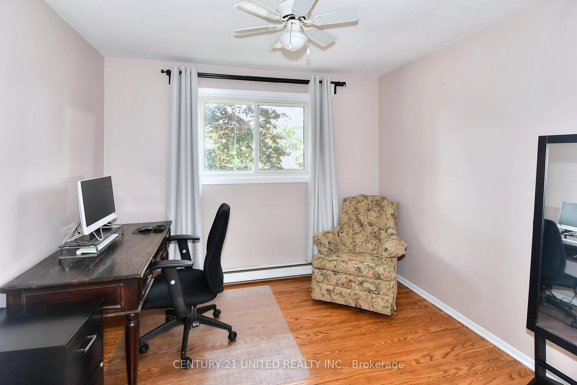Photo 15 of 454 Southpark Drive, Peterborough, Ashburnham Ward 4 — HOMEH