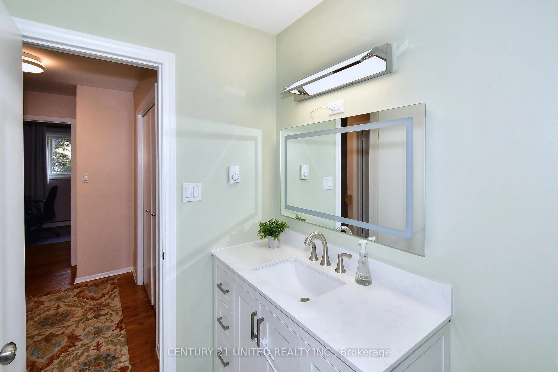 Photo 19 of 454 Southpark Drive, Peterborough, Ashburnham Ward 4 — HOMEH