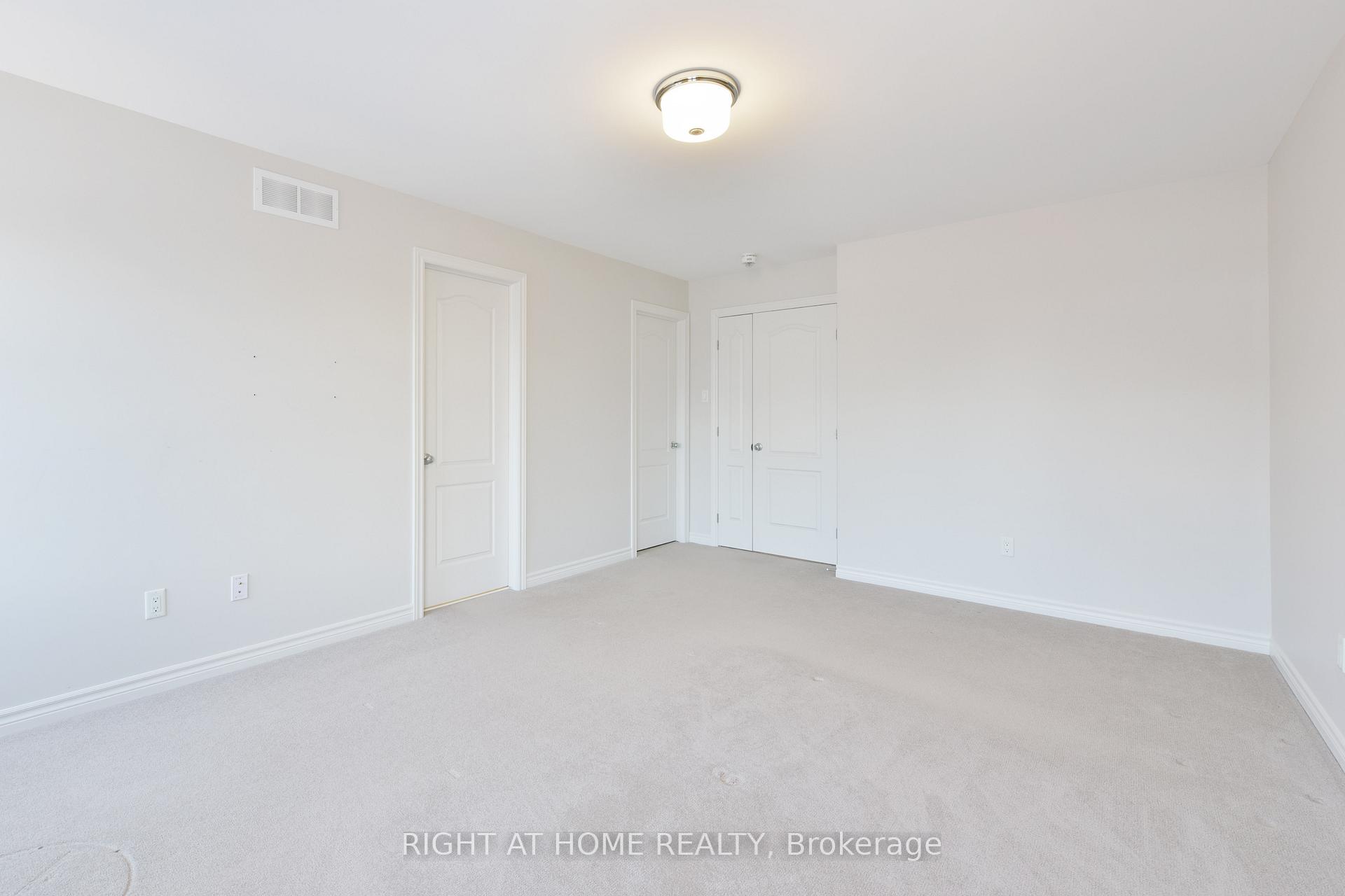 Photo 13 of 256 Brambling Way, Ottawa, Barrhaven - Half Moon Bay — HOMEH