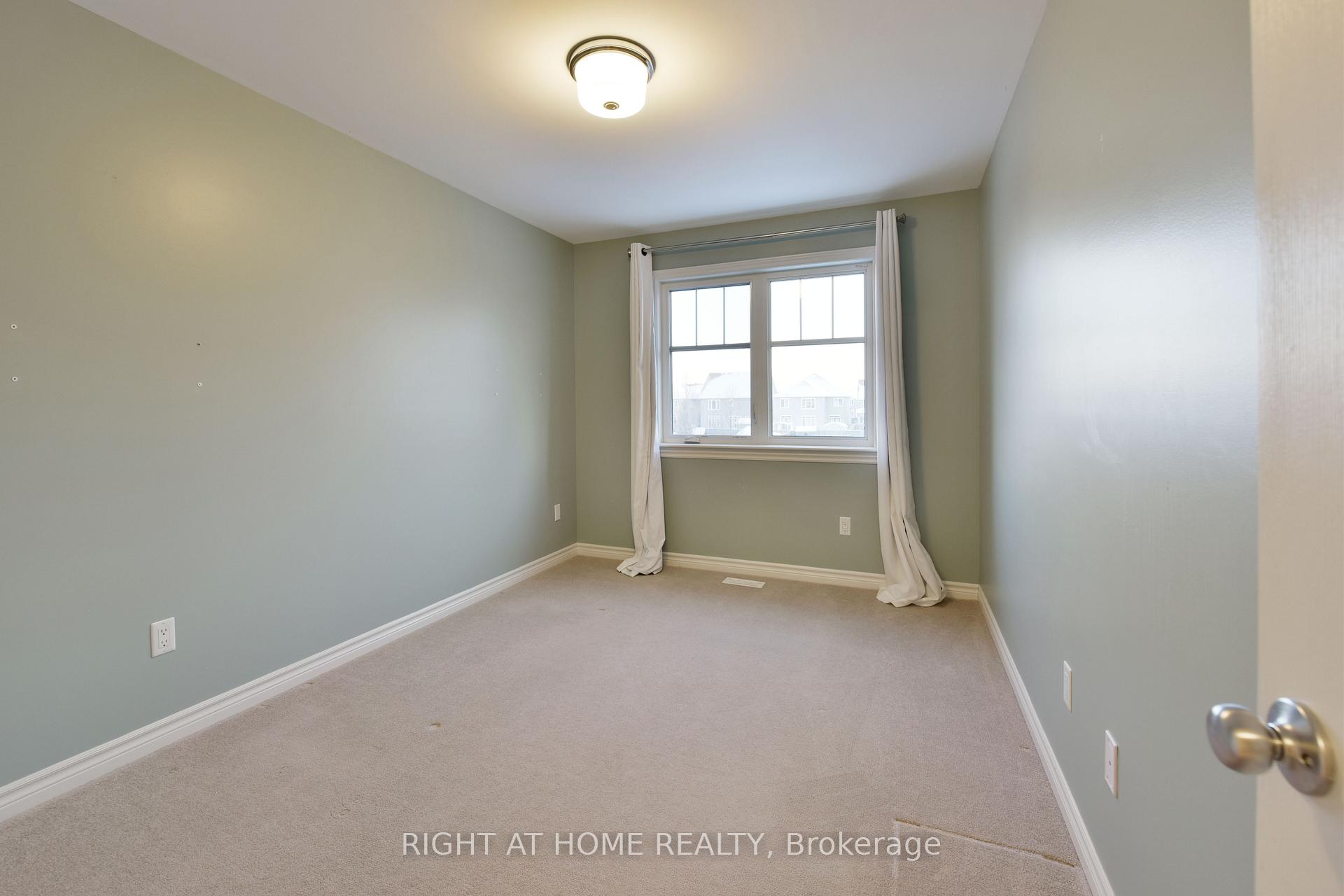 Photo 21 of 256 Brambling Way, Ottawa, Barrhaven - Half Moon Bay — HOMEH