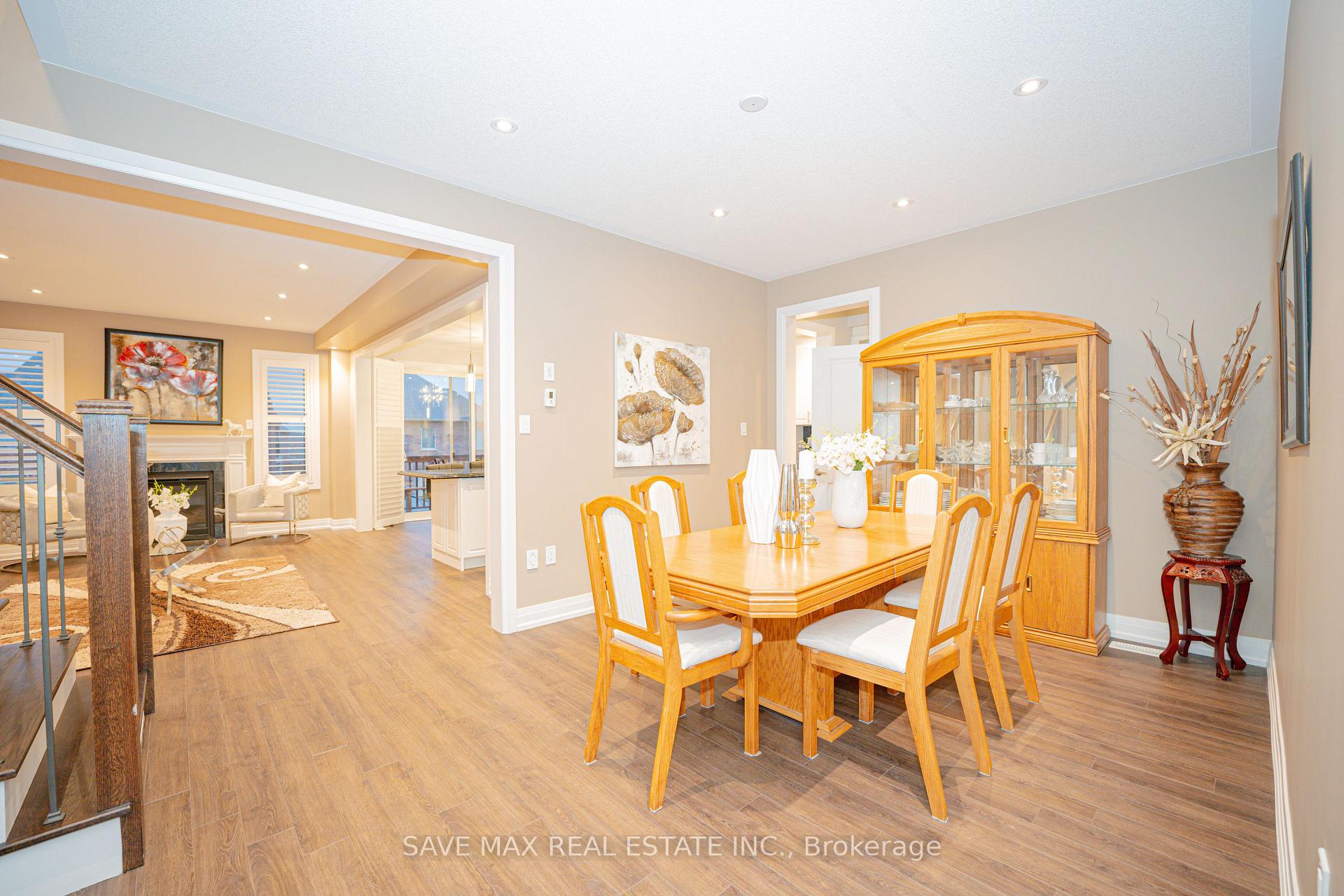 Photo 3 of 16 Casserley Crescent, New Tecumseth, Tottenham — HOMEH