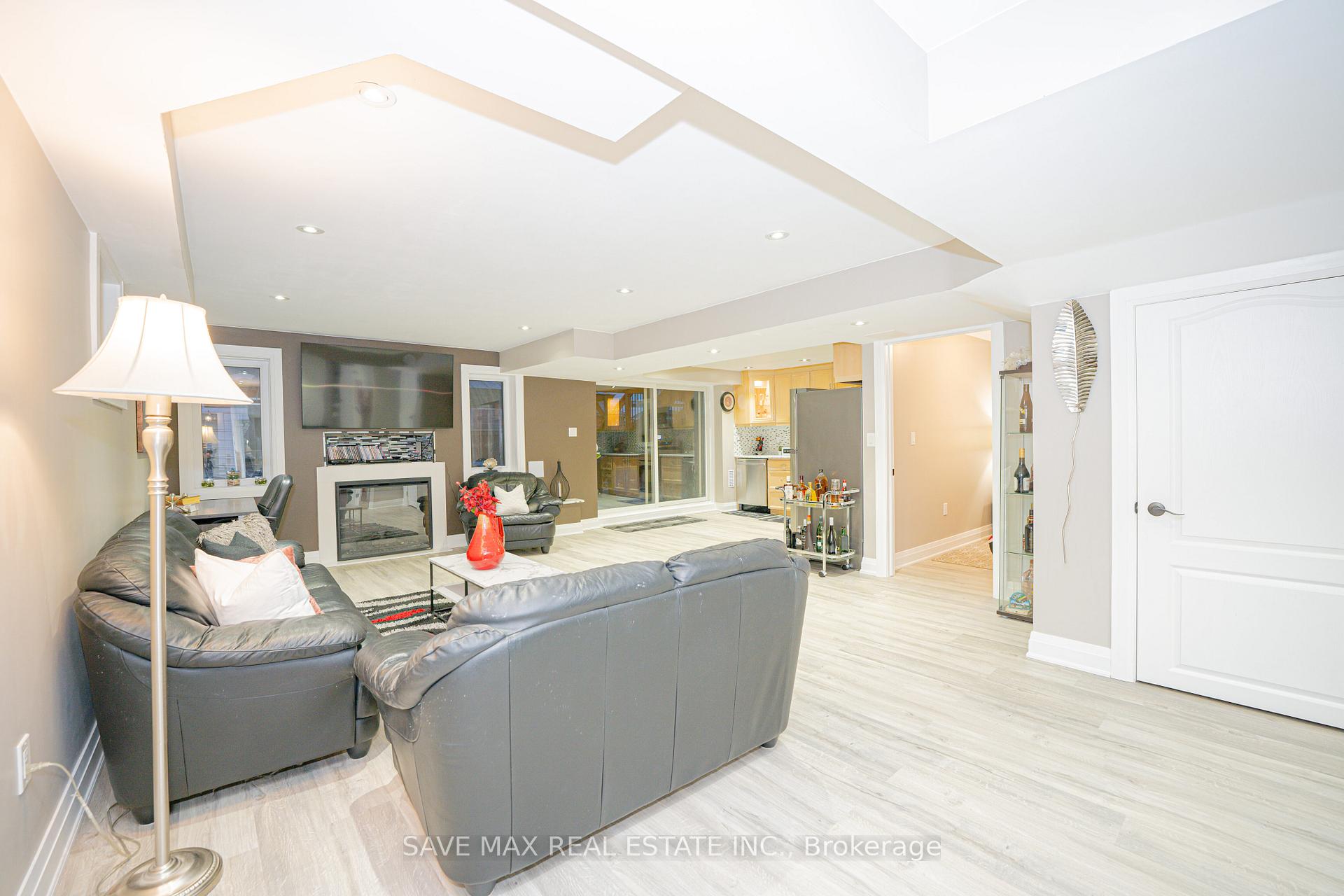 Photo 35 of 16 Casserley Crescent, New Tecumseth, Tottenham — HOMEH