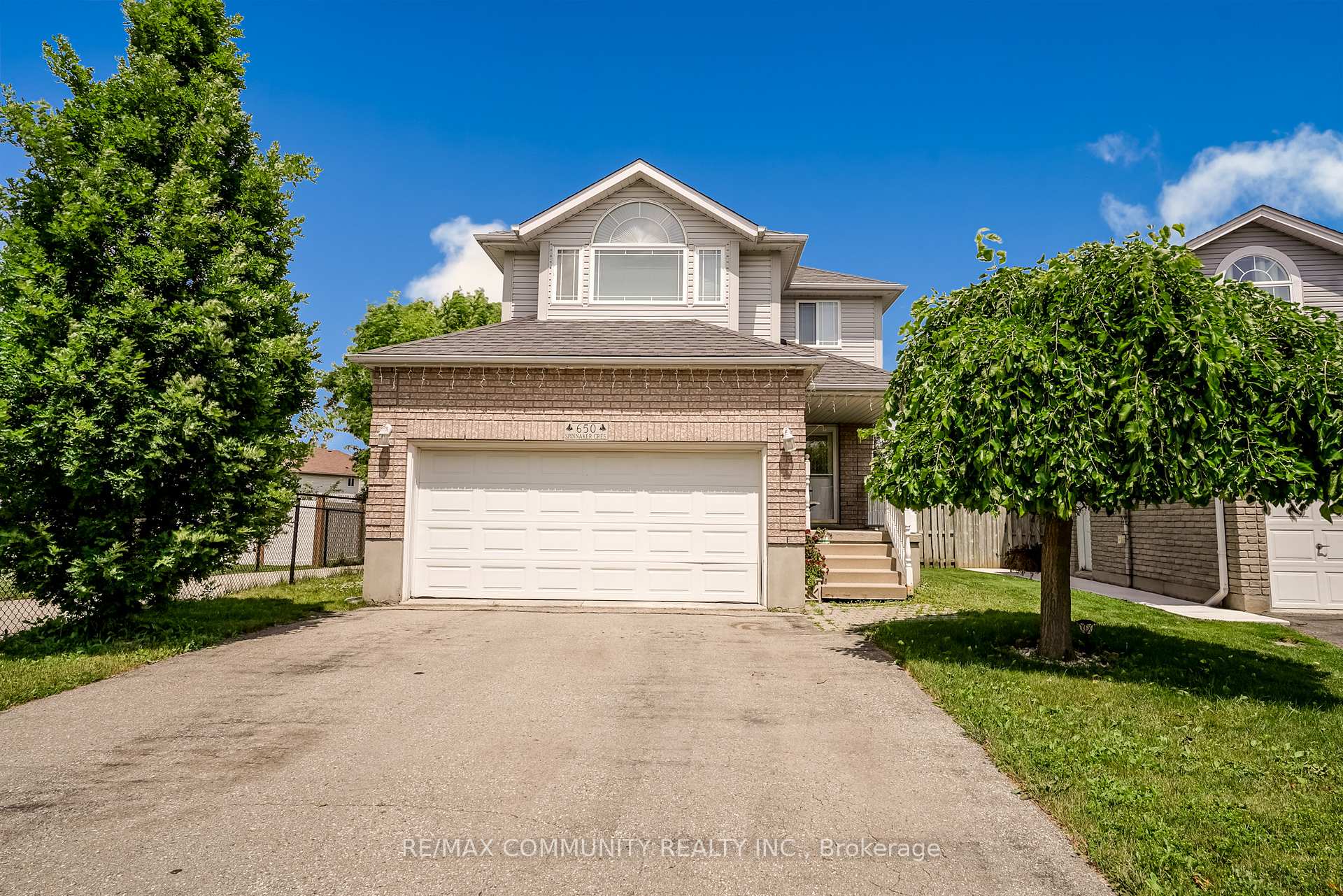 Photo 2 of Unit Main Level, 650 Spinnaker Crescent, Waterloo, Eastbridge — HOMEH