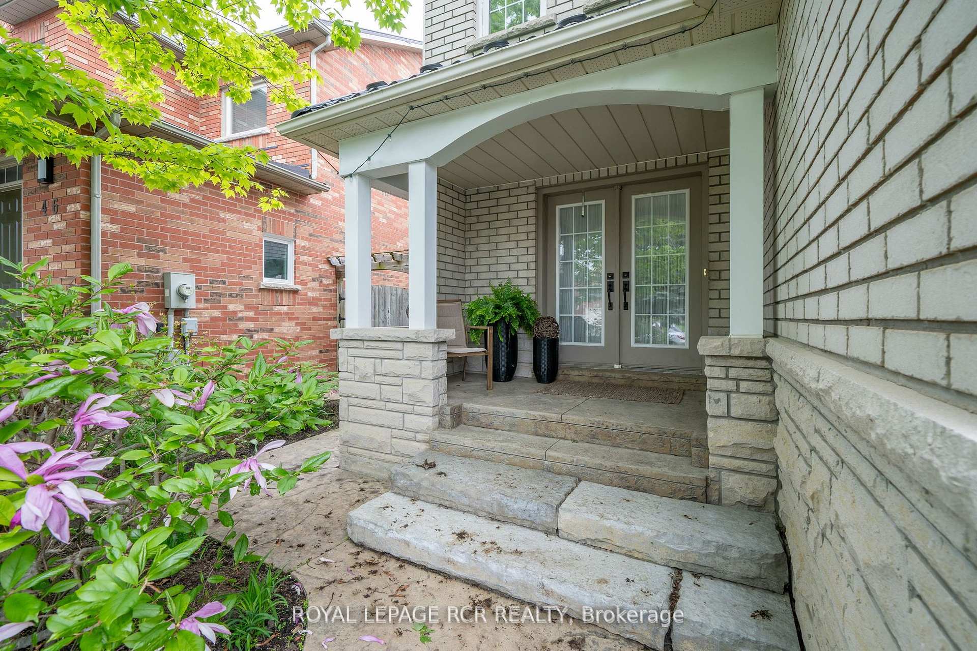Photo 4 of 48 Cross Country Boulevard, Caledon, Bolton West — HOMEH