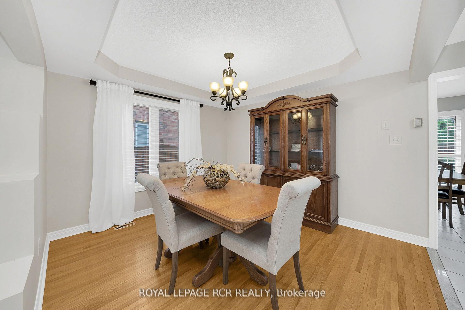 Photo 7 of 48 Cross Country Boulevard, Caledon, Bolton West — HOMEH