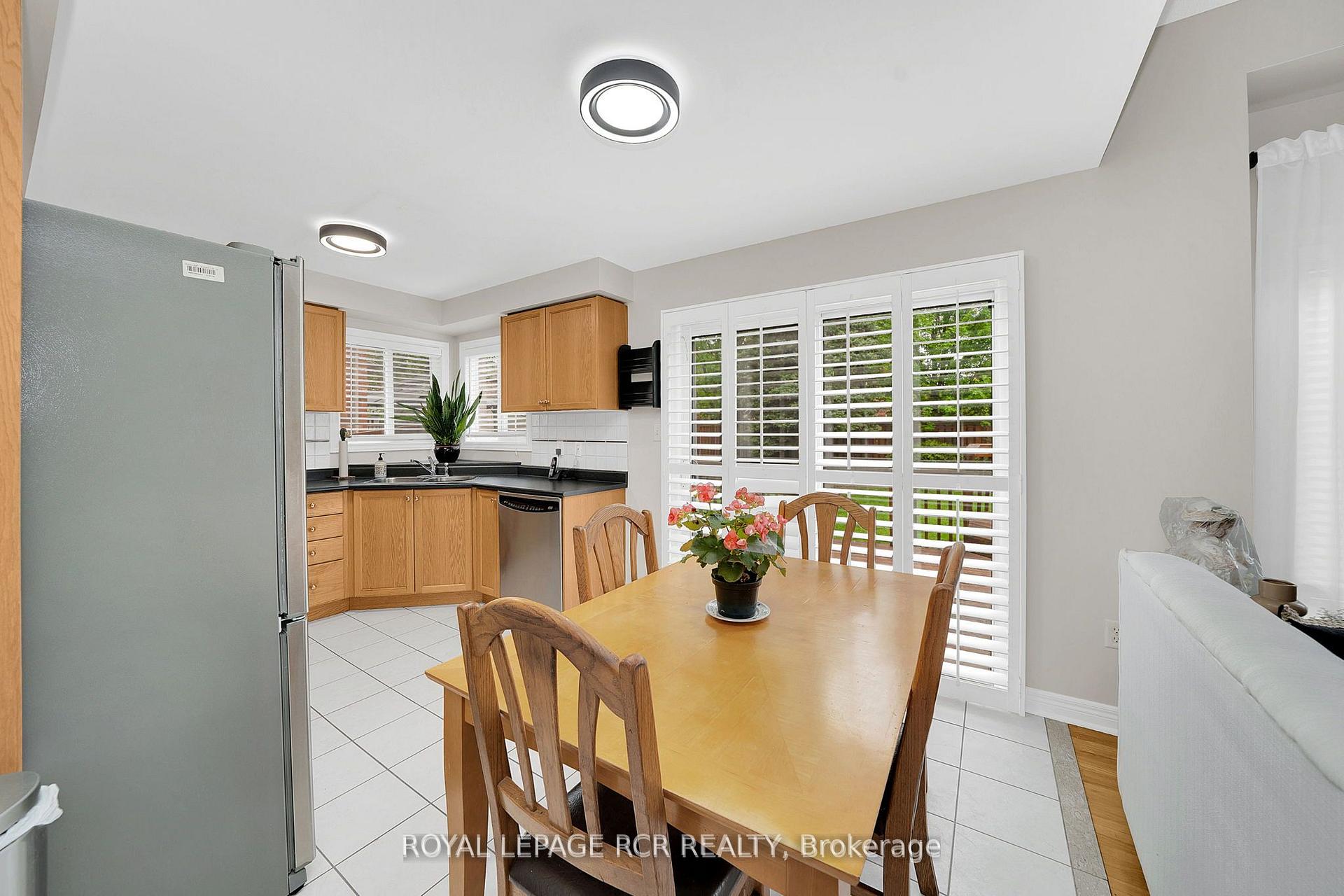 Photo 16 of 48 Cross Country Boulevard, Caledon, Bolton West — HOMEH