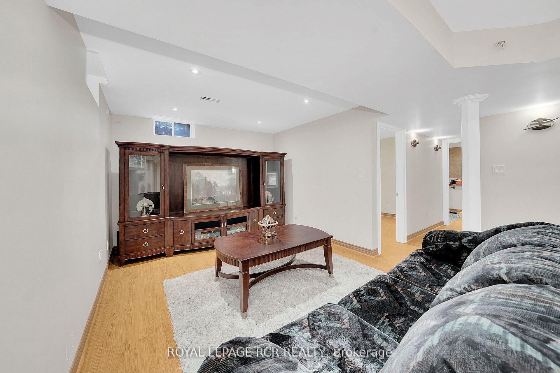 Photo 31 of 48 Cross Country Boulevard, Caledon, Bolton West — HOMEH