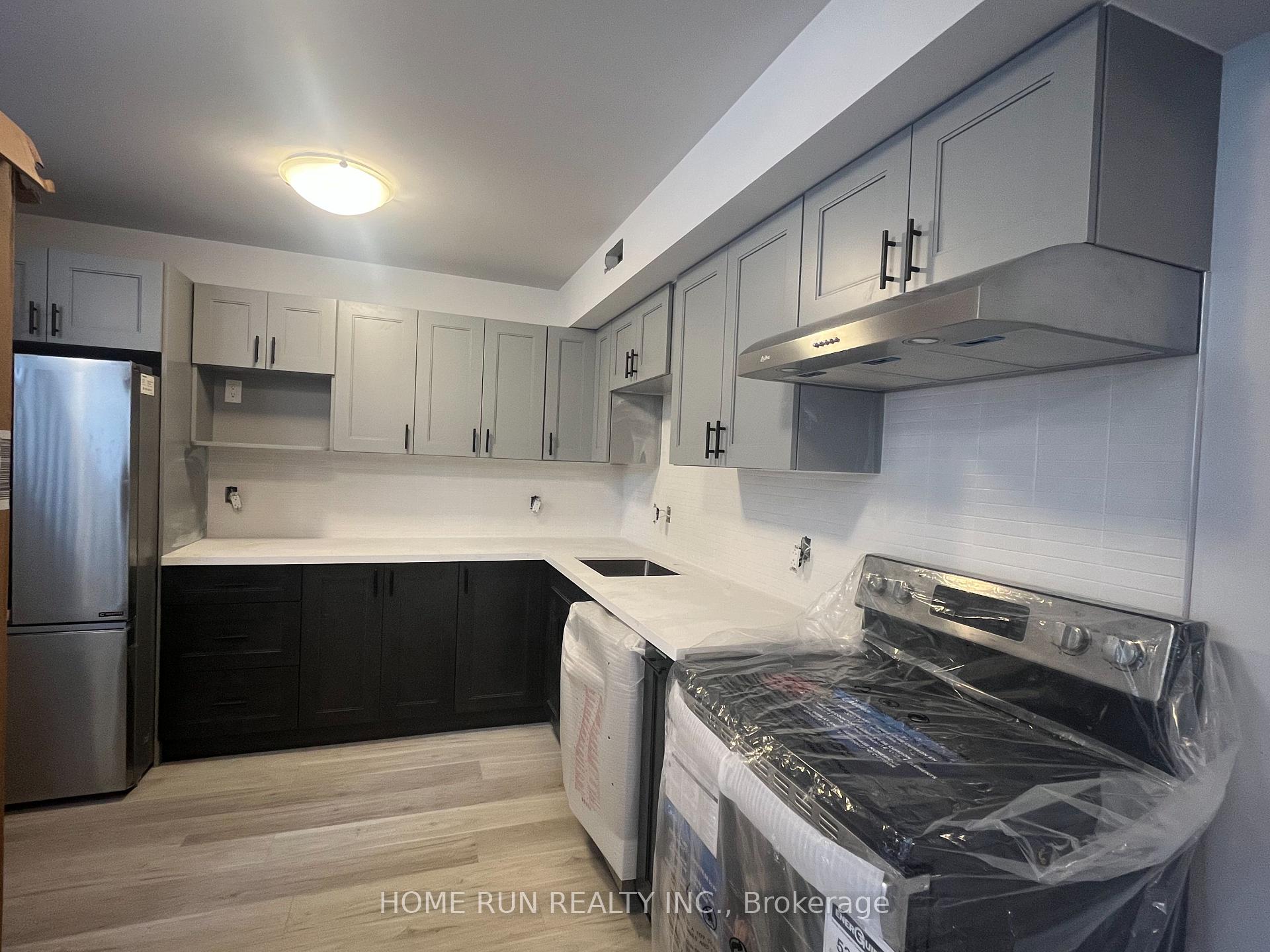 Photo 8 of Unit C, 89 Queen Mary Street, Ottawa, Overbrook/Castle Heights — HOMEH