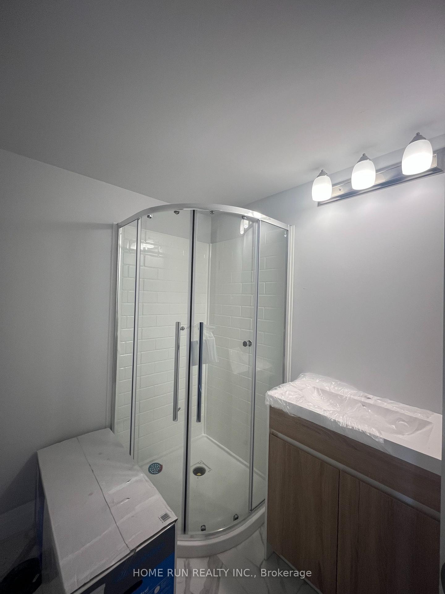 Photo 11 of Unit C, 89 Queen Mary Street, Ottawa, Overbrook/Castle Heights — HOMEH