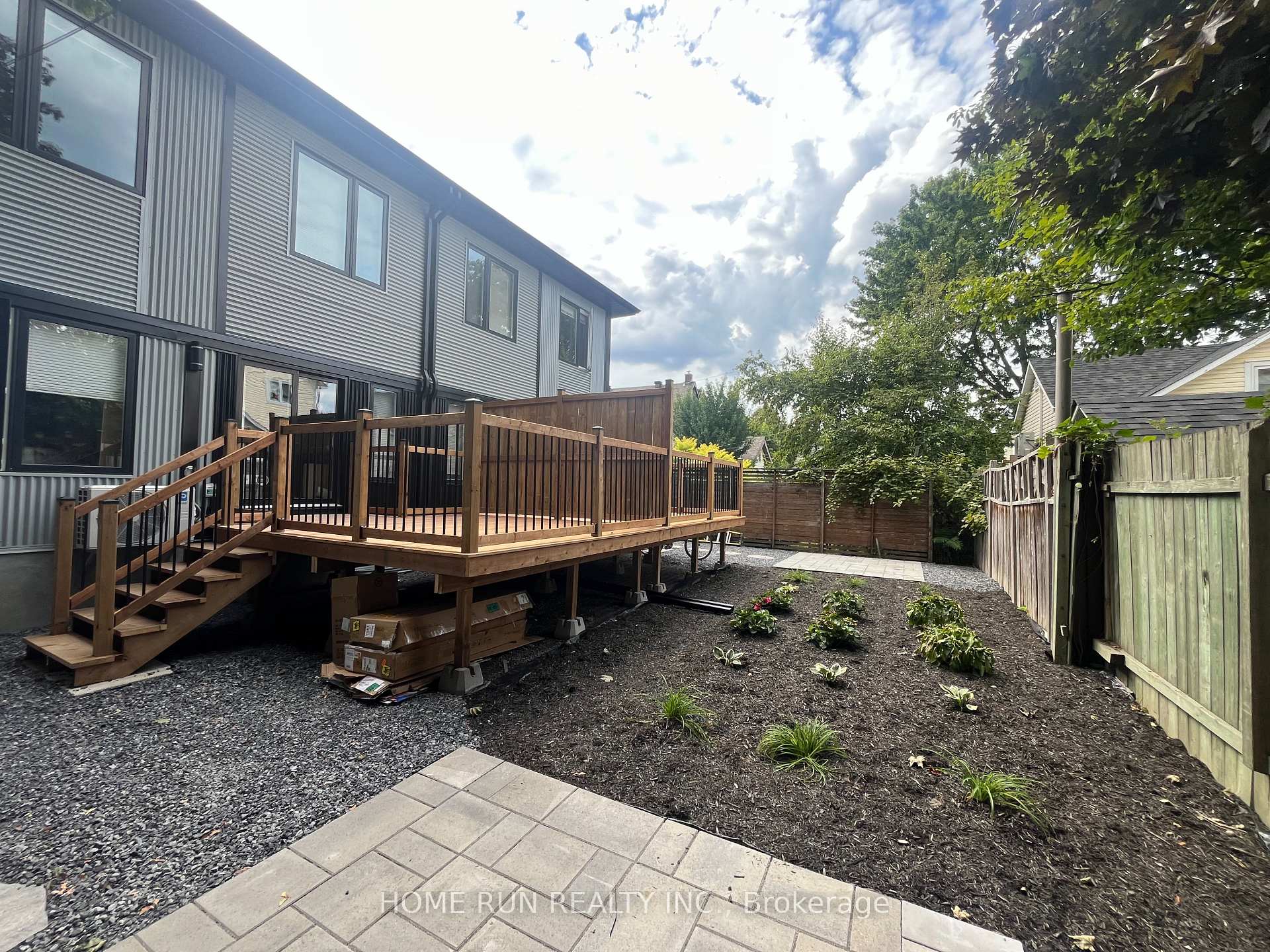 Photo 14 of Unit C, 89 Queen Mary Street, Ottawa, Overbrook/Castle Heights — HOMEH