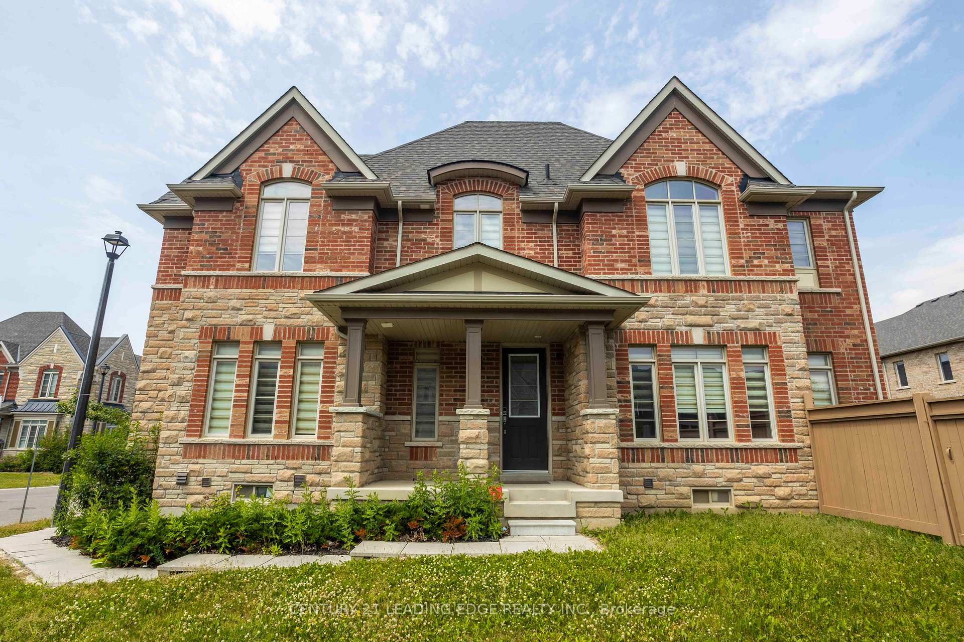 Photo 6 of 102 Masterson Lane, Ajax, Northwest Ajax — HOMEH