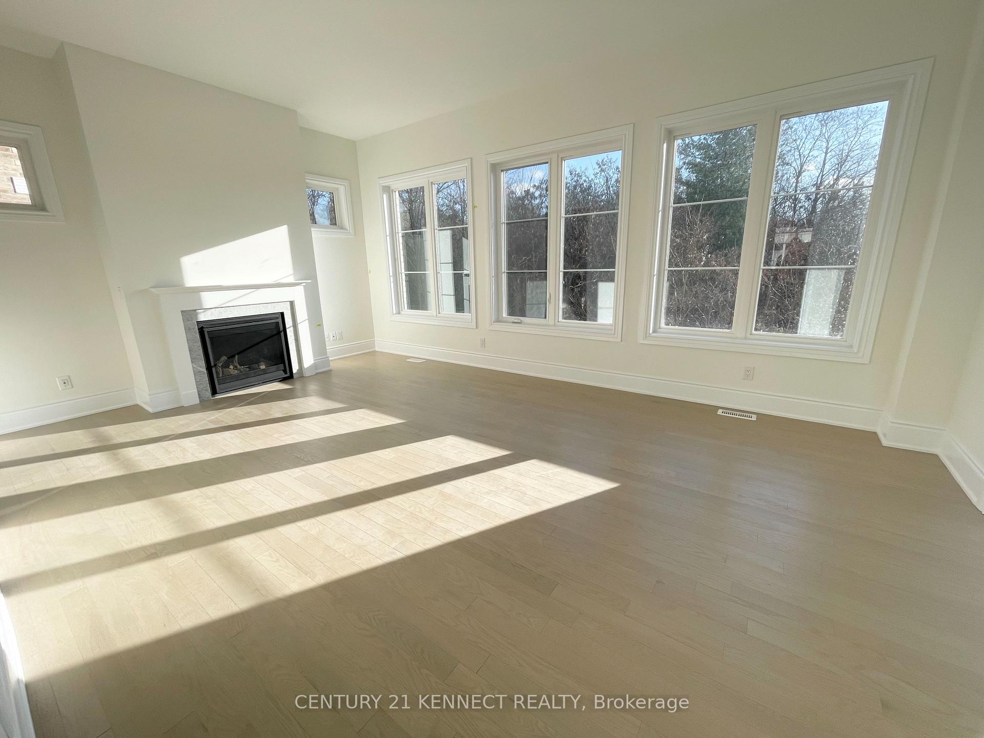 Photo 3 of 33 Meizhou Avenue, Markham, Angus Glen — HOMEH
