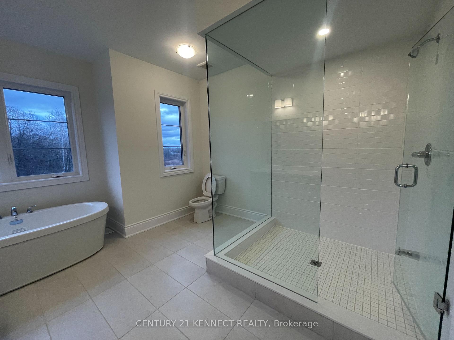 Photo 7 of 33 Meizhou Avenue, Markham, Angus Glen — HOMEH