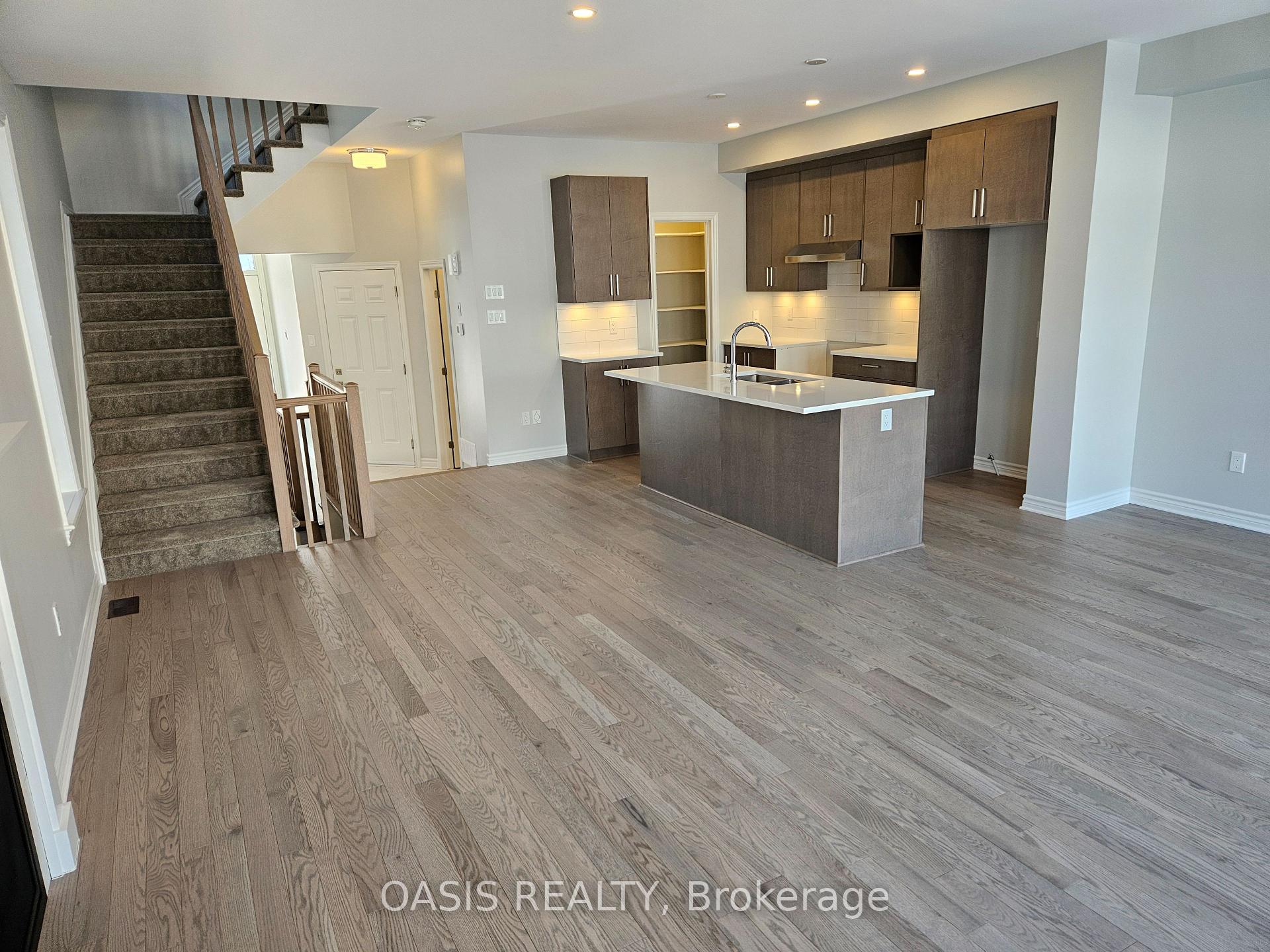 Photo 7 of 528 Sonmarg Crescent, Ottawa, Barrhaven - Half Moon Bay — HOMEH