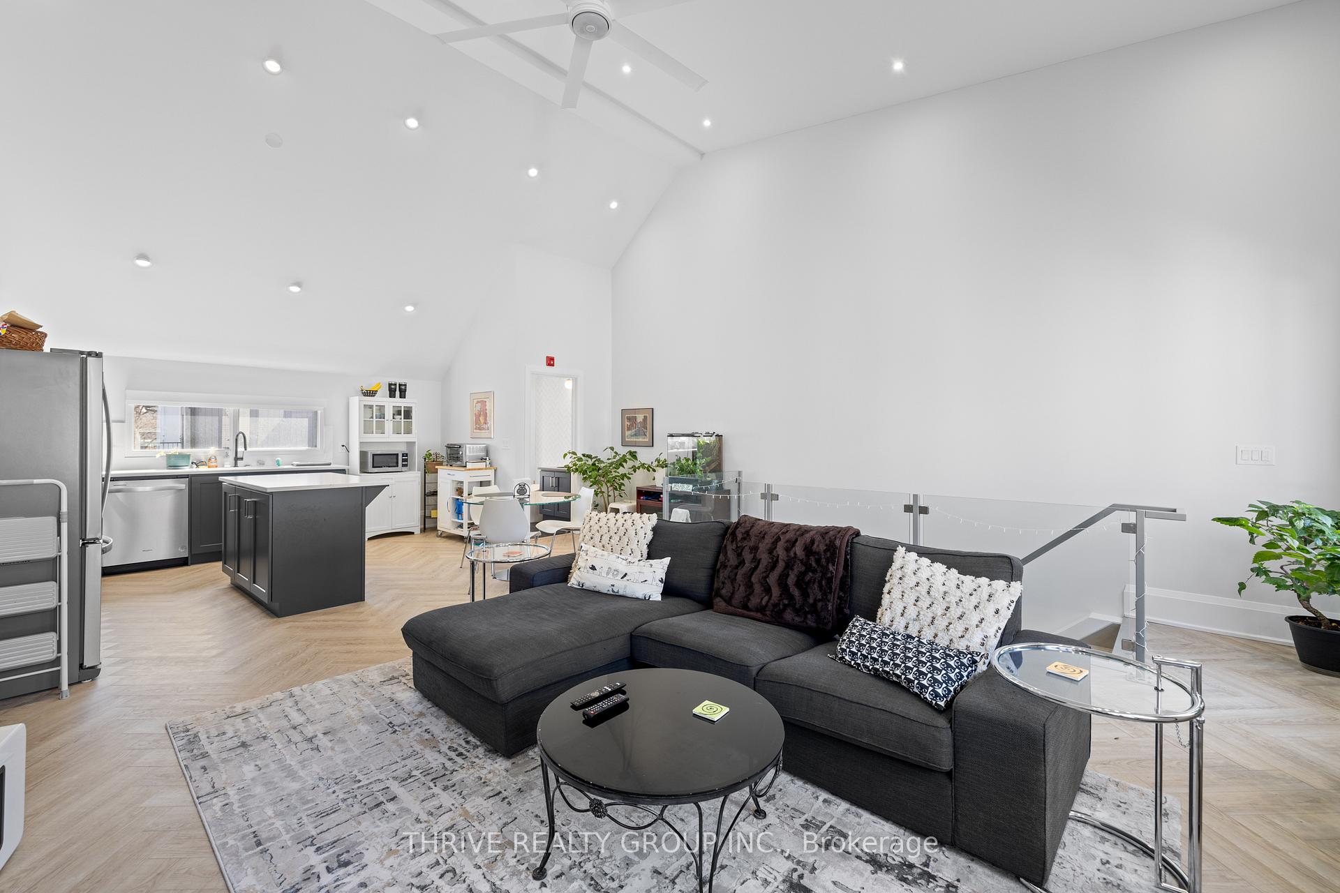 Photo 2 of Unit 4, 225 Carlton Street, Toronto, Cabbagetown-South St. James Town — HOMEH